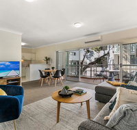 Large and Airy Unit in Quiet Riverside Suburb - Accommodation Mt Buller