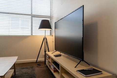 Light Filled Contemporary Urban Oasis Apt + Parking - Accommodation Mt Buller 1