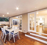 Luxurious Hampton Style 3 Bedroom House - Accommodation Mt Buller