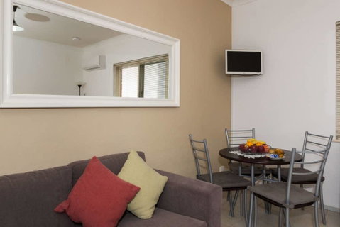 M104 Central Location In Free Transit Zone - Accommodation Mt Buller 0