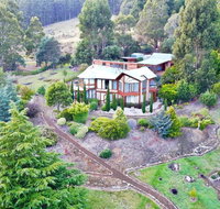 MAGICAL MOUNTAIN RETREAT - 20 mins to CBD and only 10 to MONA - Accommodation Mt Buller