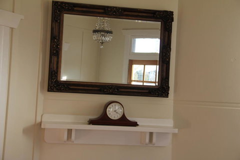 Mentor Chambers Apartment Bed & Breakfast - Accommodation Mt Buller 1