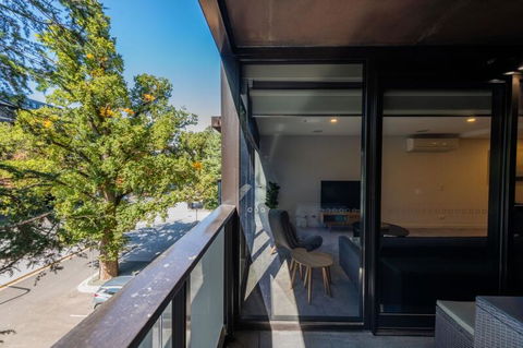 Midnight Apartments Accommodate Canberra - Accommodation Mt Buller 1