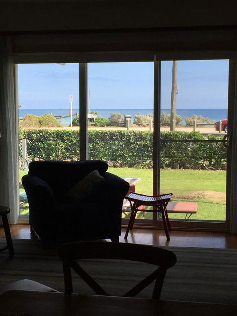 Mornington Beach Cottage - Accommodation Mt Buller 0