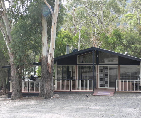 Mountain Hideaway - Accommodation Mt Buller 0
