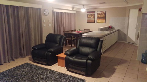 The Quiet Family Getaway In Bassendean - Accommodation Mt buller 3