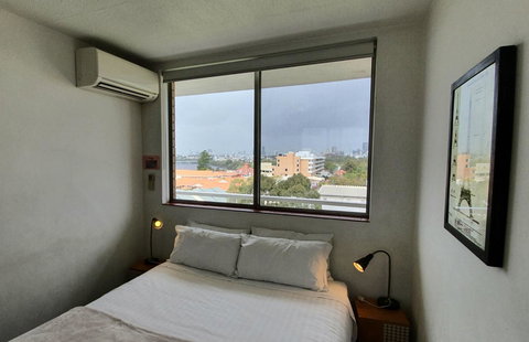 Lawley Luxury Views - Perth City, Swan River - Accommodation Mt buller 12