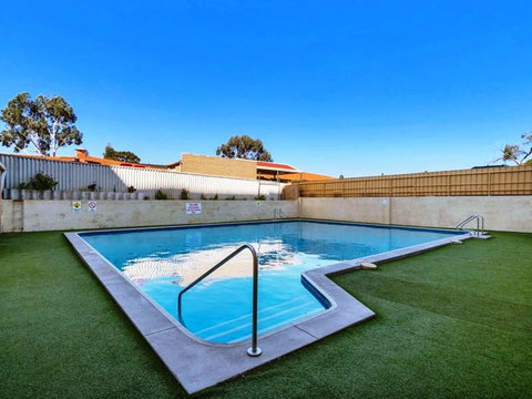 Lawley Luxury Views - Perth City, Swan River - Accommodation Mt buller 25