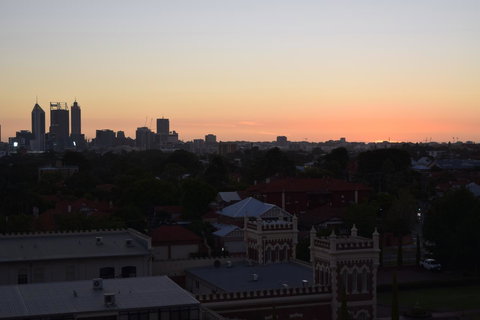 Lawley Luxury Views - Perth City, Swan River - Accommodation Mt buller 27