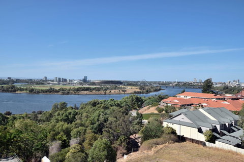 Lawley Luxury Views - Perth City, Swan River - Accommodation Mt buller 34