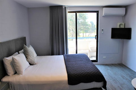 Atrium Hotel Mandurah - Accommodation Mt Buller 7