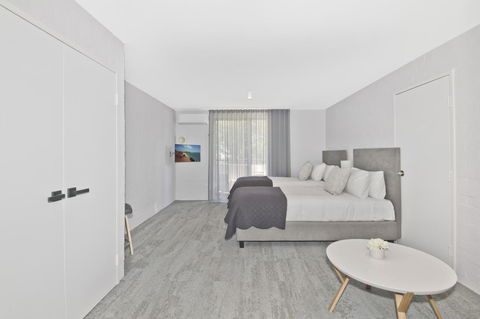 Atrium Hotel Mandurah - Accommodation Mt Buller 23