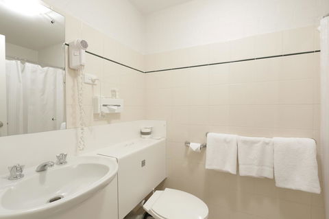 Atrium Hotel Mandurah - Accommodation Mt Buller 37