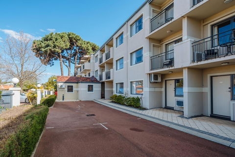Canning Bridge Auto Lodge - Accommodation Mt Buller 17