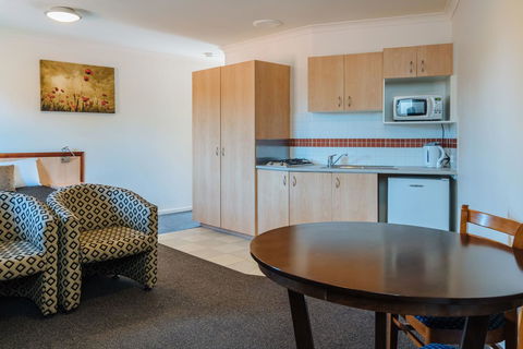 Canning Bridge Auto Lodge - Accommodation Mt Buller 36