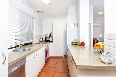 Como Executive Apartment - Accommodation Mt Buller 8