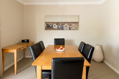 The Marina Hotel - Mindarie - Accommodation Mt Buller 25