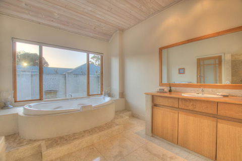 Moana Spa Villas - Prime Yallingup Location - Accommodation Mt Buller 17