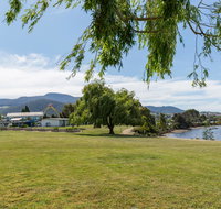 Riverfront Motel  Villas - Accommodation Mt Buller