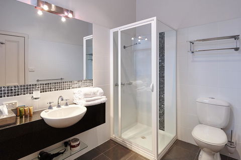 Auldington Hotel - Accommodation Mt Buller 7