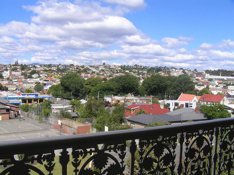 Auldington Hotel - Accommodation Mt Buller 32