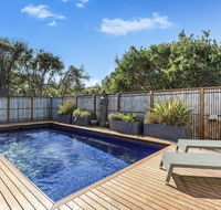 Ocean Luxe Retreat Luxury House with pool tennis court fireplace walk to beach - Accommodation Mt Buller