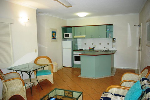 Palm Cove Tropic Apartments - Accommodation Mt Buller 3