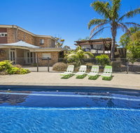 Paw Up Luxury Villa in Rye - Accommodation Mt Buller