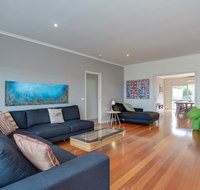 Paws Up Poolside - Accommodation Mt Buller