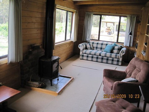 Pennyroyal Raspberry Farm & Cidery - Accommodation Mt Buller 2