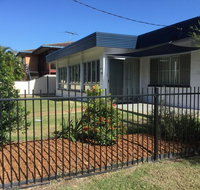 Pet Friendly home walking distance to Surf Beach - North St Woorim - Accommodation Mt Buller
