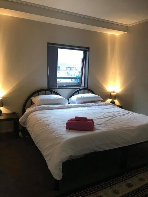 Private Room (King Bed) Heart Of Melbourne - Accommodation Mt Buller 0
