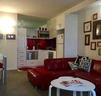 Quiet Laneway Apartment Near Bourke St Mall - Accommodation Mt Buller
