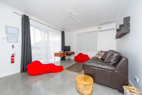 Salty Kisses Holiday House - Accommodation Mt buller 1