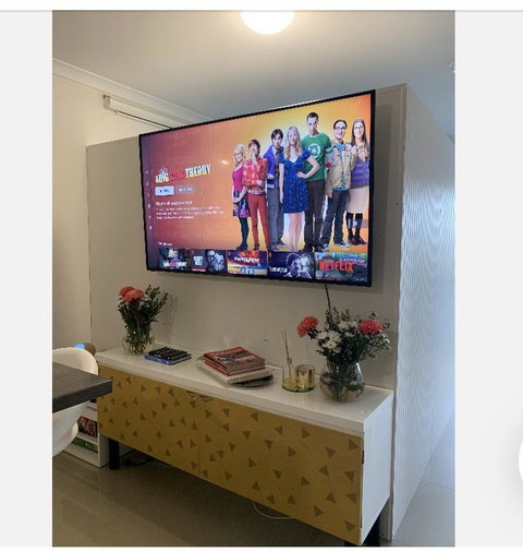 Sassy And Modern Apartment - Accommodation Mt Buller 3