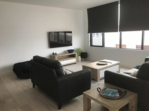 Secret At Shellharbour Village - Water View - Accommodation Mt Buller 2