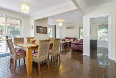 Serenity: Halls Gap - Accommodation Mt Buller 3