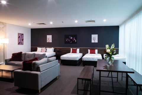 Sfera's Park Suites & Convention Centre - Accommodation Mt Buller 2