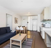 Sleek City Haven With Pool and Gym Access - Accommodation Mt Buller