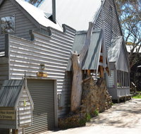 Snowdrop Lodge