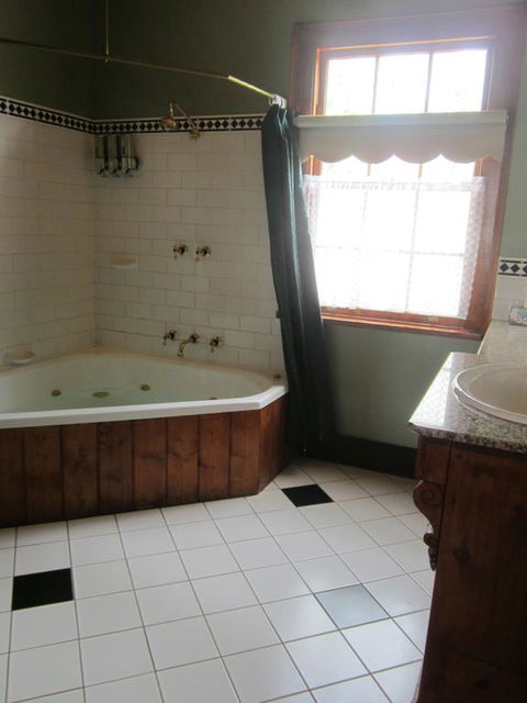 Sorell Barracks - Accommodation Mt Buller 3