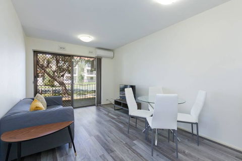 South Perth Perfect Location Free WIFI & Parking - Accommodation Mt Buller 0
