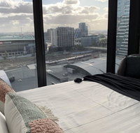 Sparkling 2 bed 1 bath Melbourne CBD Apt - Free Netflix  Wine - Accommodation Mt Buller