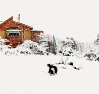 STUNNING HOME WITH AMAZING VIEWS - just 20 mins to the city and only 10 to MONA - Accommodation Mt Buller