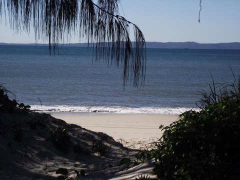 Stunning Surfside Apartment - Boyd St, Woorim - Accommodation Mt Buller 1