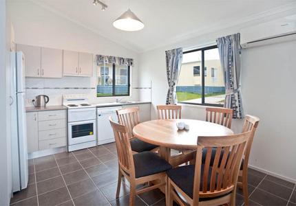 Surf Beach Narooma Holiday Park - Accommodation Mt Buller 1