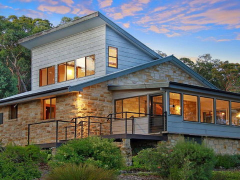 Sydney View - 70km From Sydney, 1000km From Care! - Accommodation Mt Buller 2