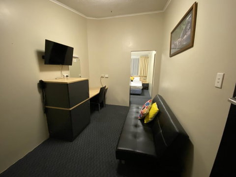 Taree Motor Inn - Accommodation Mt buller 2