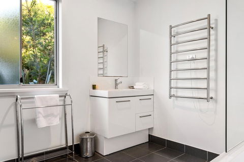 Freycinet Haven - Accommodation Mt Buller 17