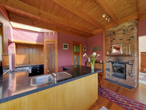 Bridge View Retreat - Accommodation Mt Buller 37